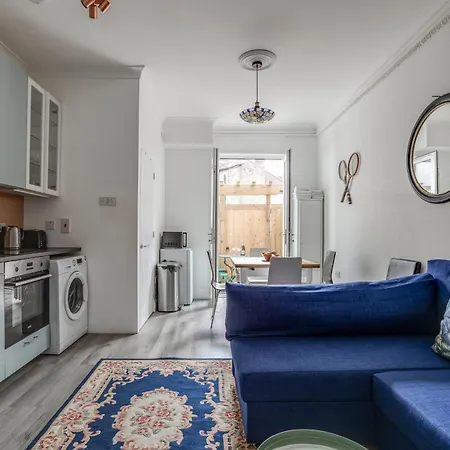 Wimbledon 2 Bed Tennis & Travel Лондон Экстерьер фото